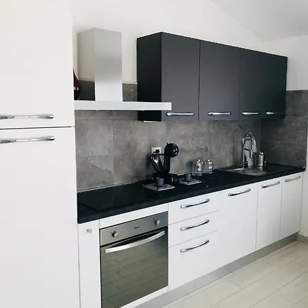 ヴィラ Ambra Tertenìa